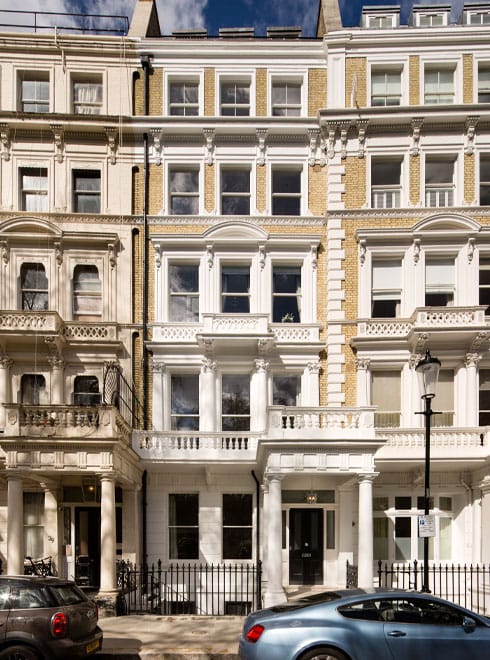 30 Courtfield Gardens — London, SW5
